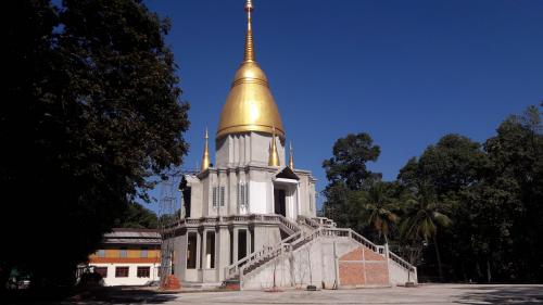 วัดประชาอุทิศ