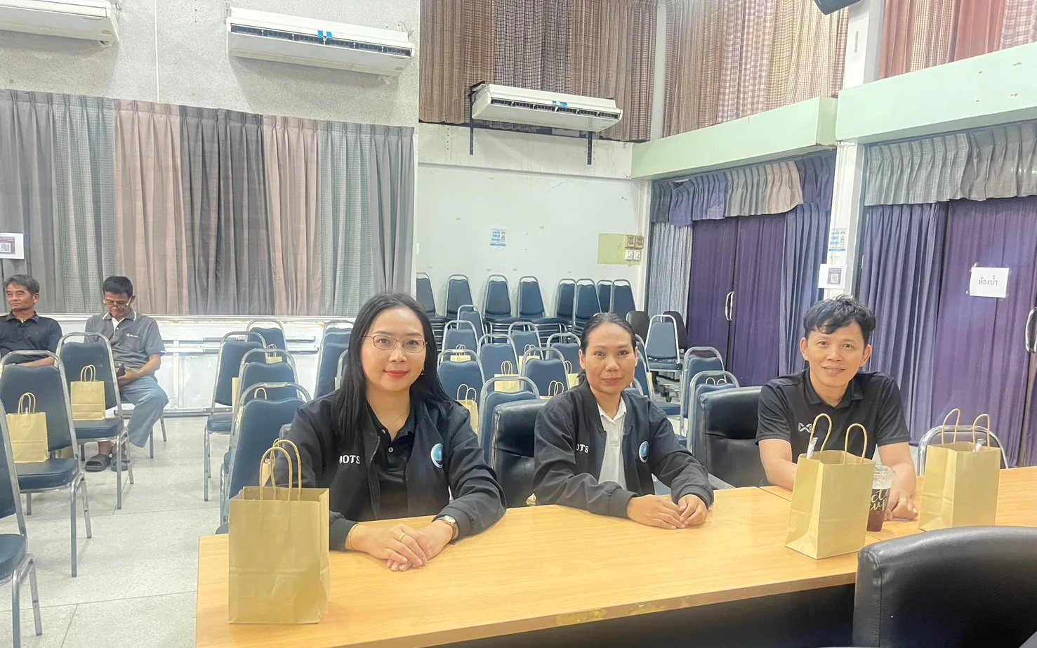 ร่วมตอบแบบสอบถามตามแบบวัดการรับรู้ของผู้มีส่วนได้ส่วนเสียภายนอก (EIT)
